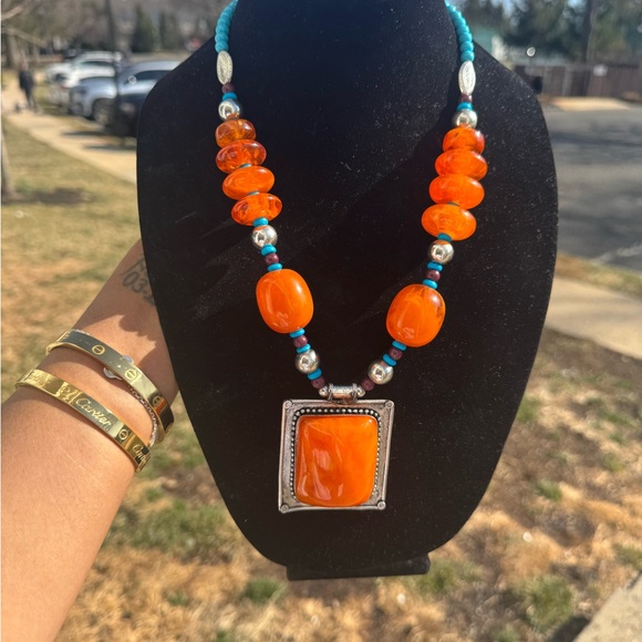 COPY - ALLY STATEMENT NECKLACE - Picture 2 of 6